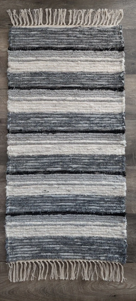Kobereček tkaný - Slonovinová barva s šedočerným pruhem 50 x100 cm