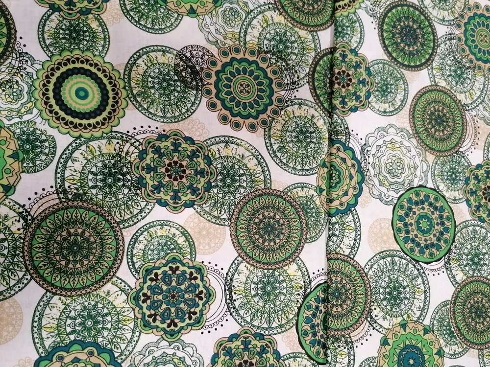 Bavlna - metráž - zelené mandaly