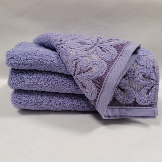 Osuška Květ fialová 70 x 140 cm
